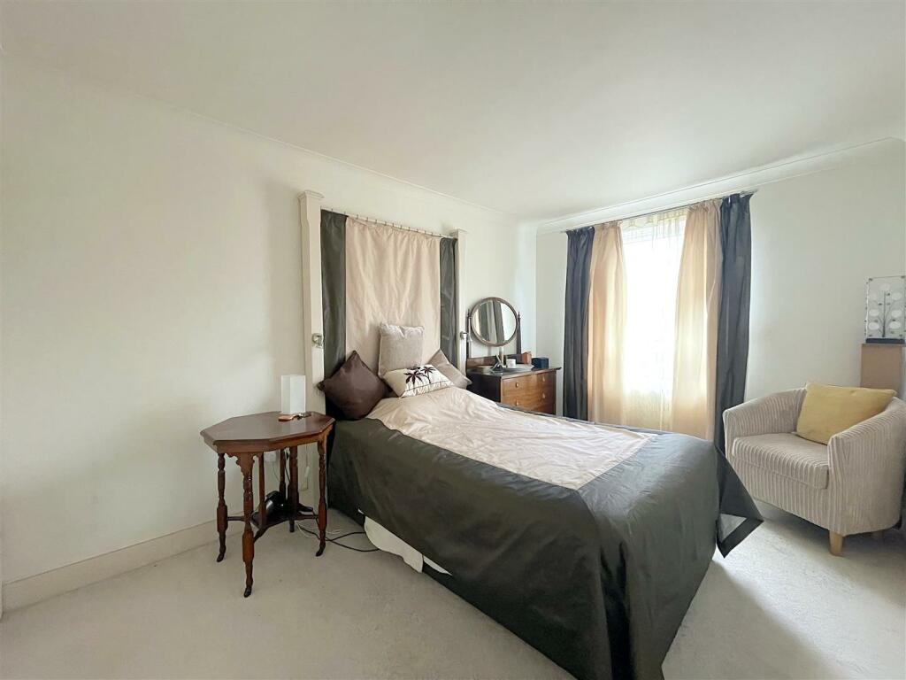 Bedroom One (1).jpeg