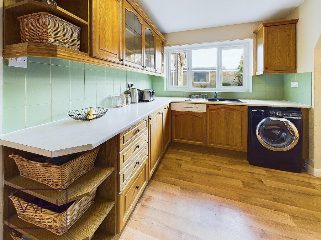 CAM03785G0-PR0156-ST