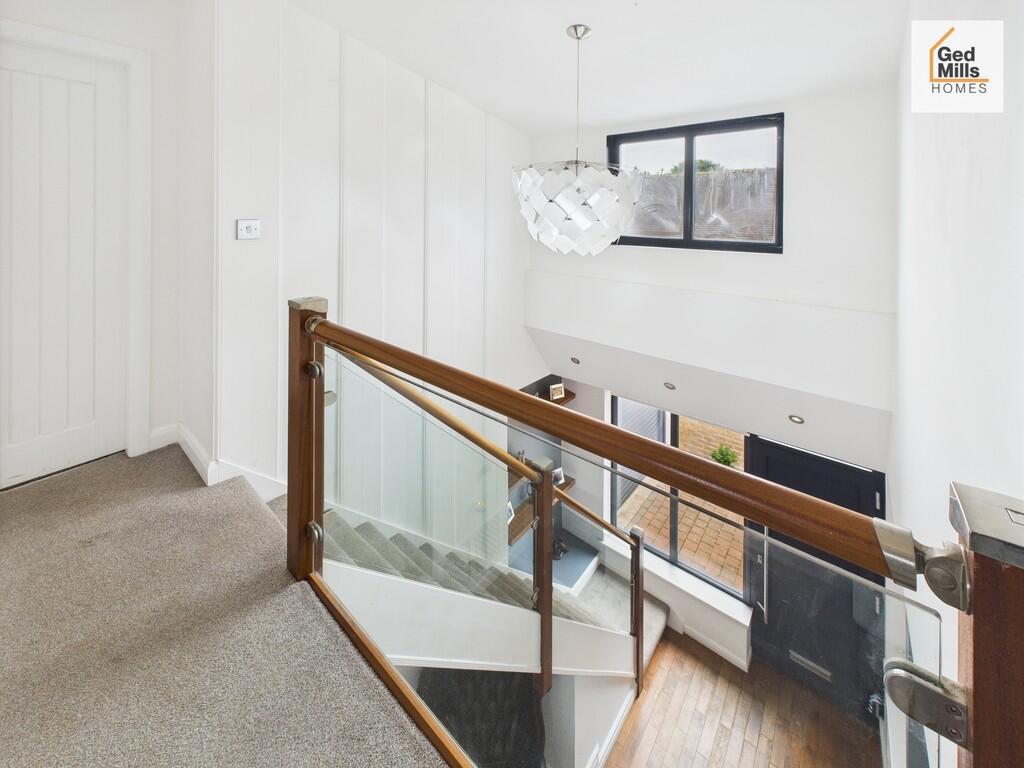 CAM04261G0-PR0076...