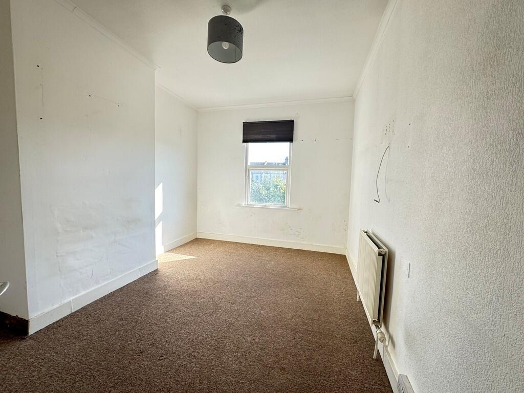 12 North Avenue b...