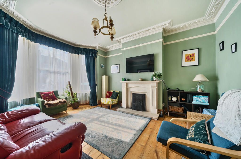 1309243-28-684892...