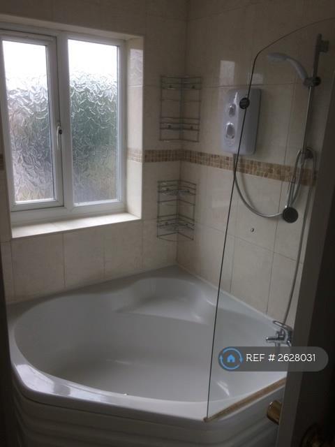 Bathroom With Corner Bath &amp; Shower