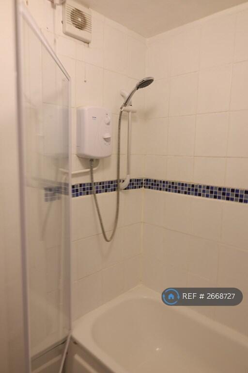 Tiled Shower With Glass Screen