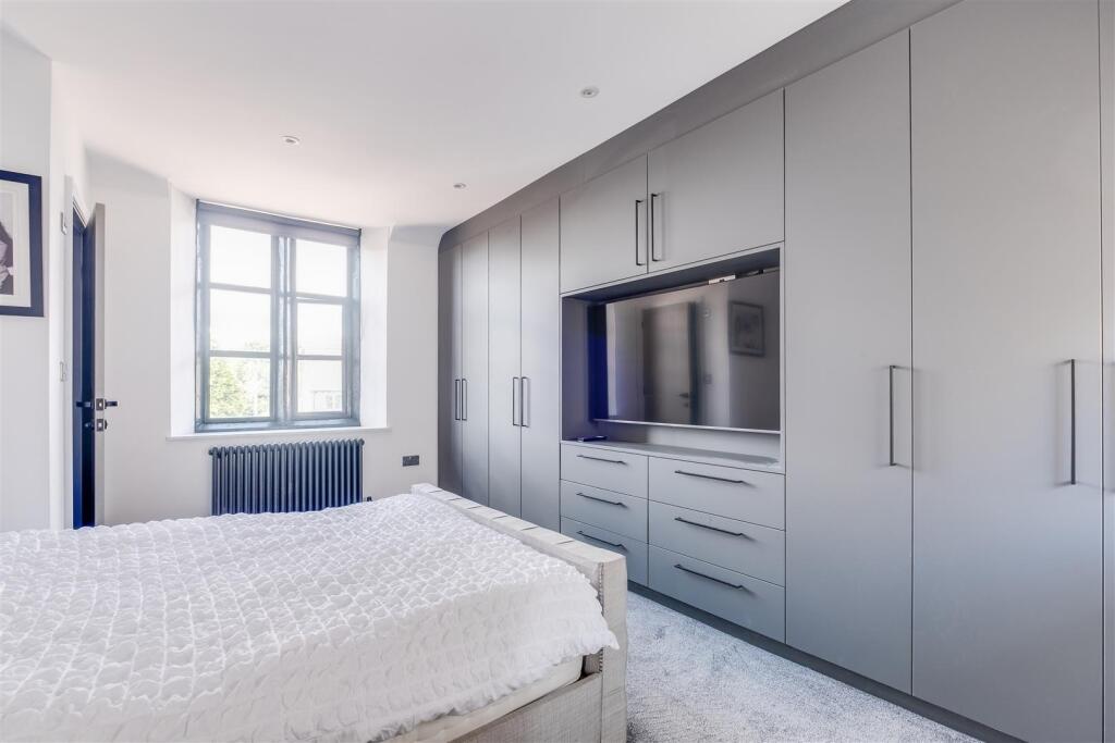 Constables - School House, Burton Road-16.jpg