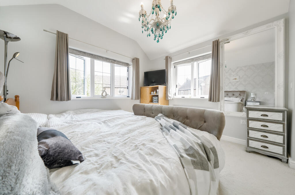 1306833-15-684c60...