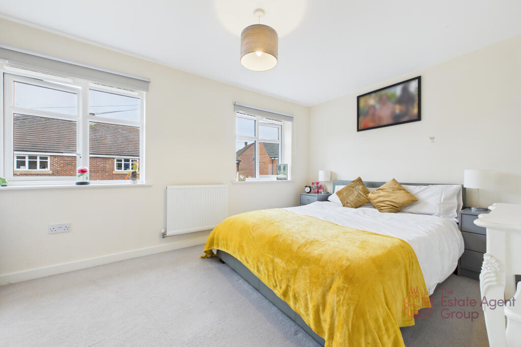 CAM02494G0-PR0058-STILL022