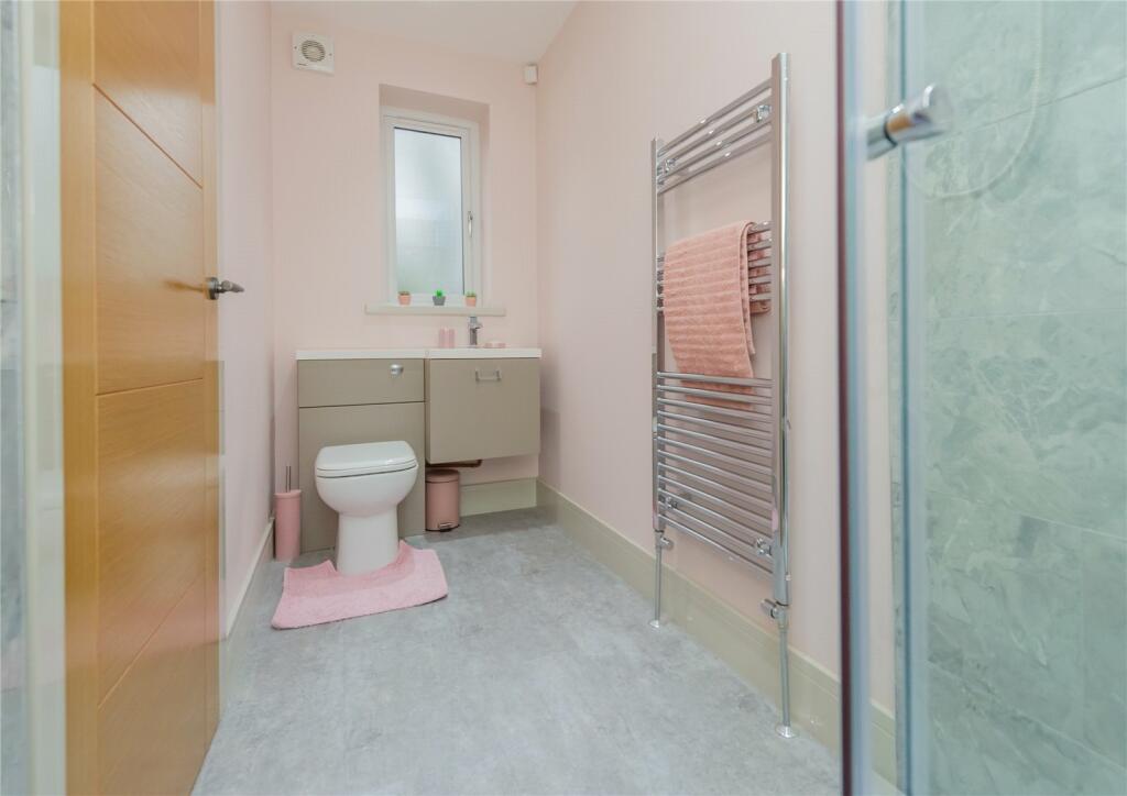 Ensuite Bathroom