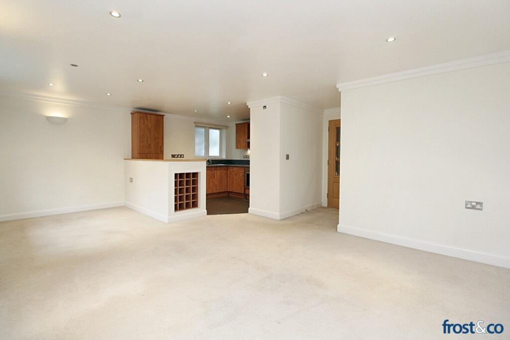 Lounge to Kitchen