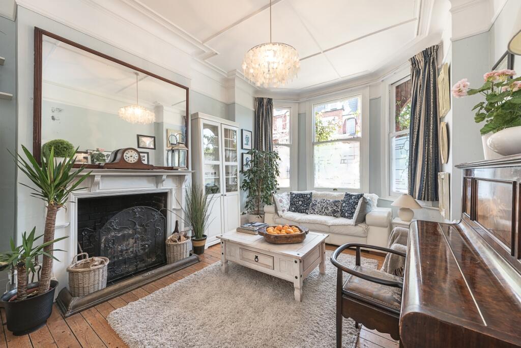 34-Hillfield-Park...