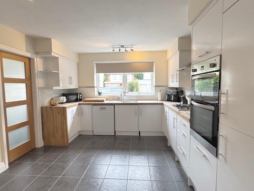 Breakfast Kitchen
