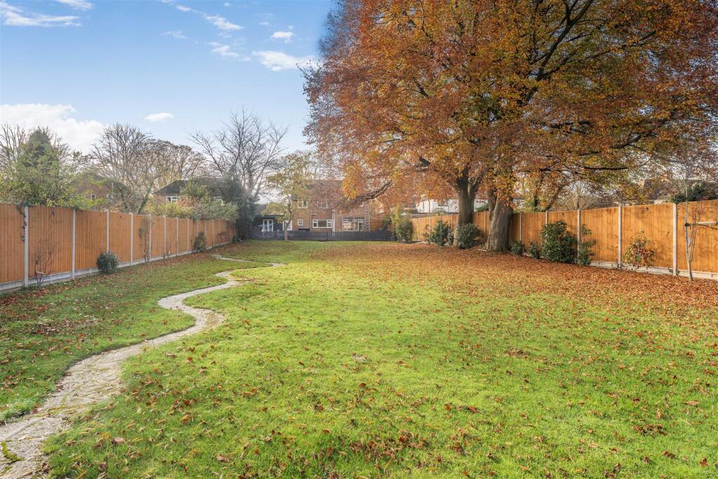Strathcarron, 9a Twyford Avenue, Twyford-17.jpg