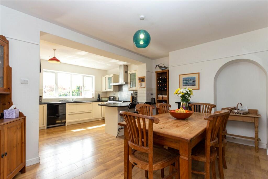 Dining Room/Kitchen