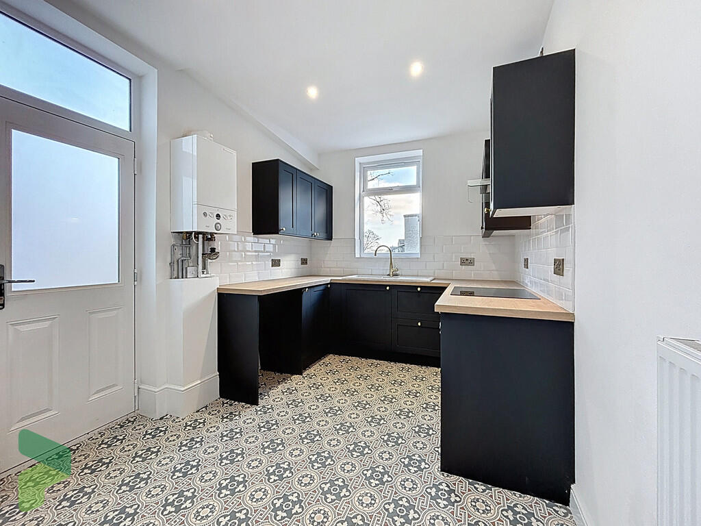 Newly fitted kitc...