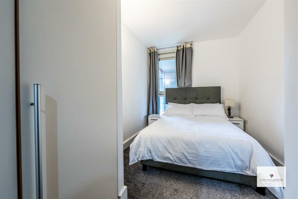 Balmoral Apartments 516-016 HR - HPA.jpg