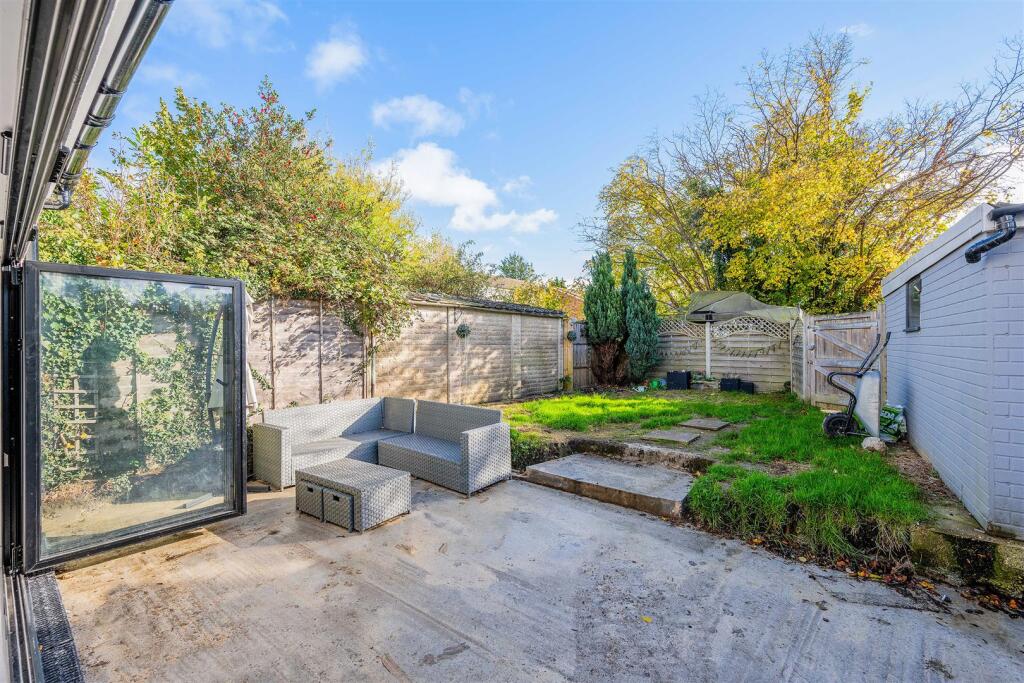 FERNDALE ROAD, 54  (14).jpg