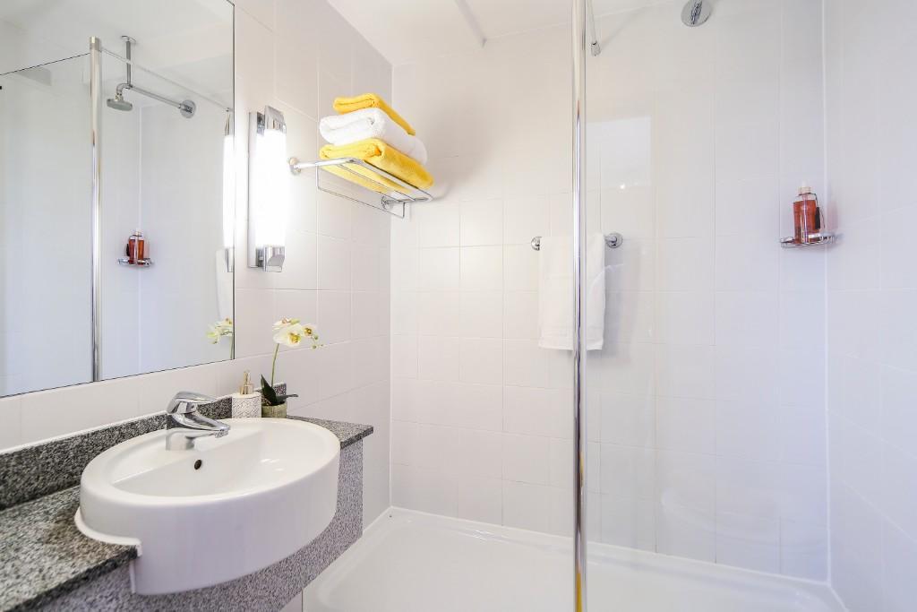 Ensuite bathroom