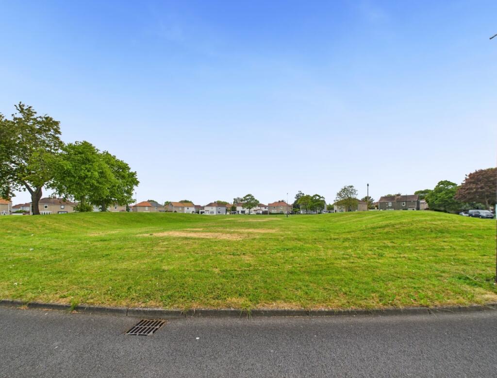 CAM02195G0-PR0072-STILL055