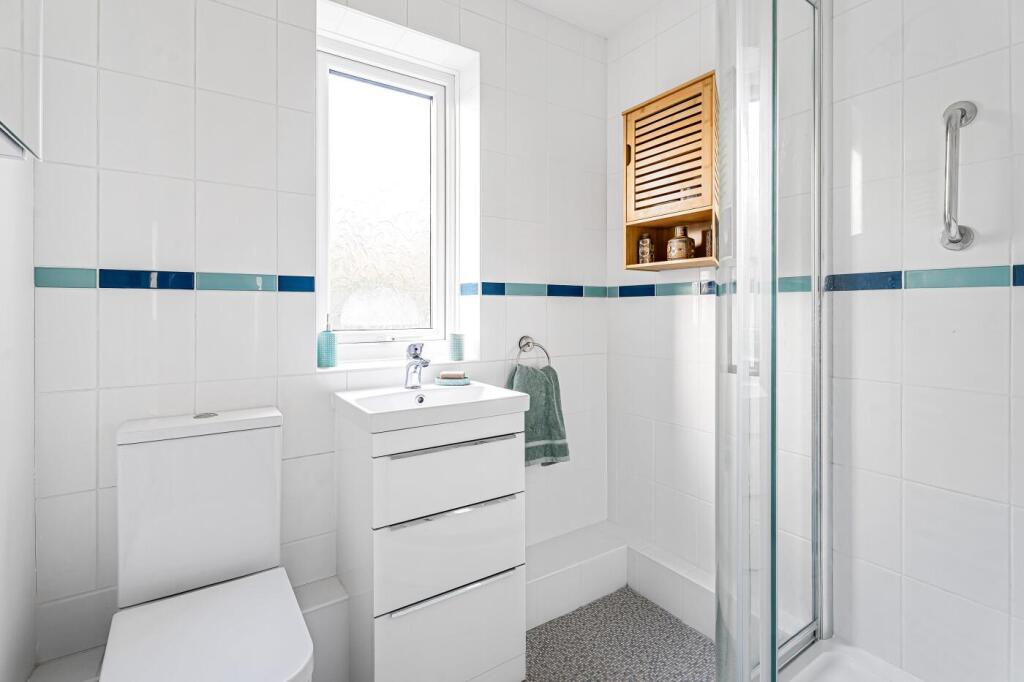 25 St. Anthonys Close