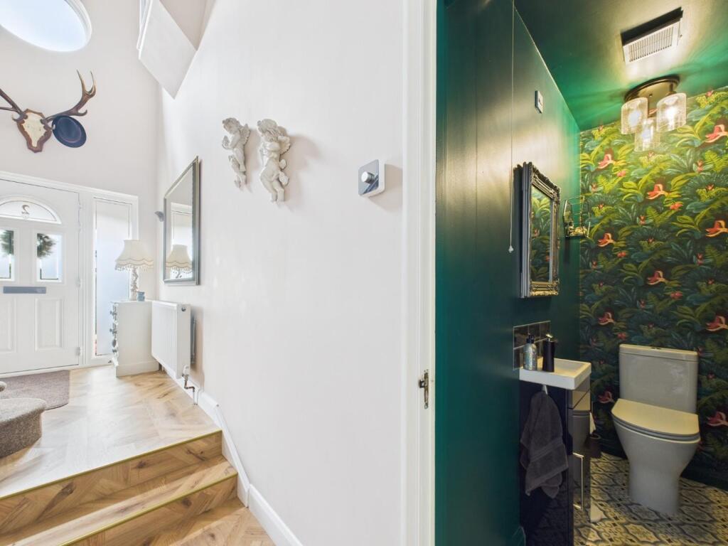 Guest Cloakroom