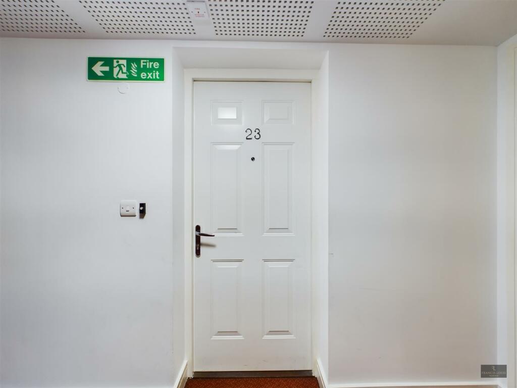 CAM01856G0-PR0157-STILL005.jpg