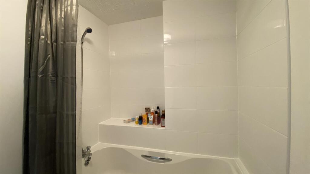 Bath12.jpg