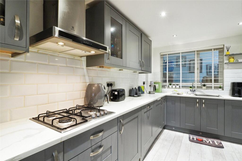 Fitted Kitchen