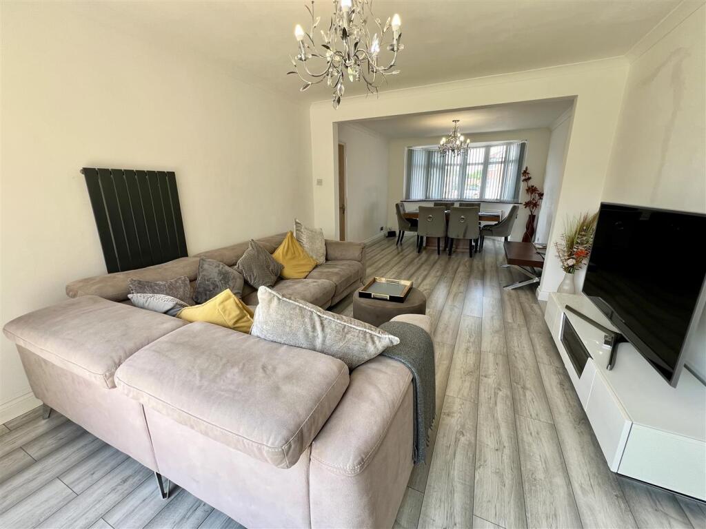 Living &amp; Dining Area