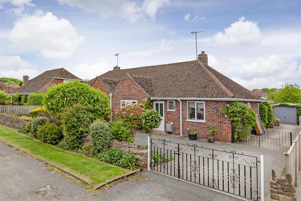 Front External-2.jpg