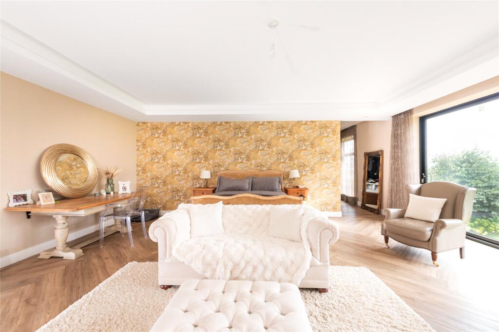 Principal Bedroom