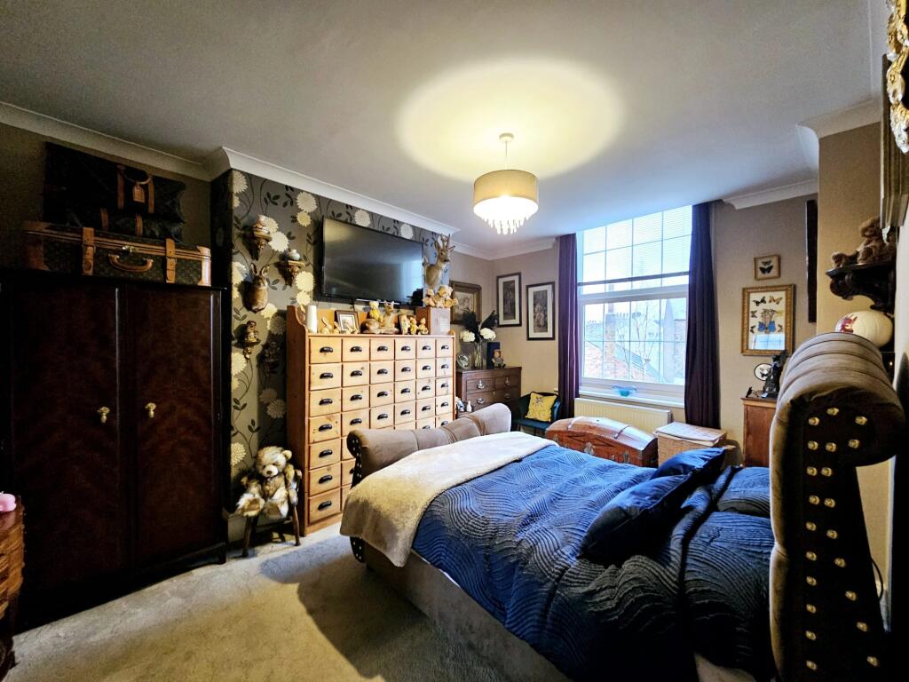 b4f9a34f-6b8e-4365-a7e3-29f6e4c9b58e