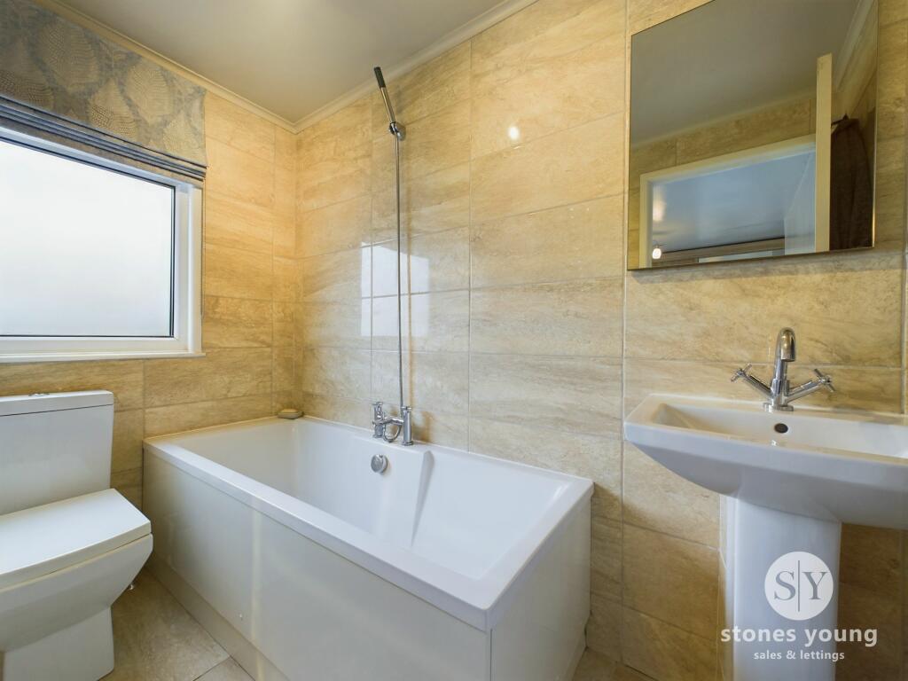 En-suite Bathroom