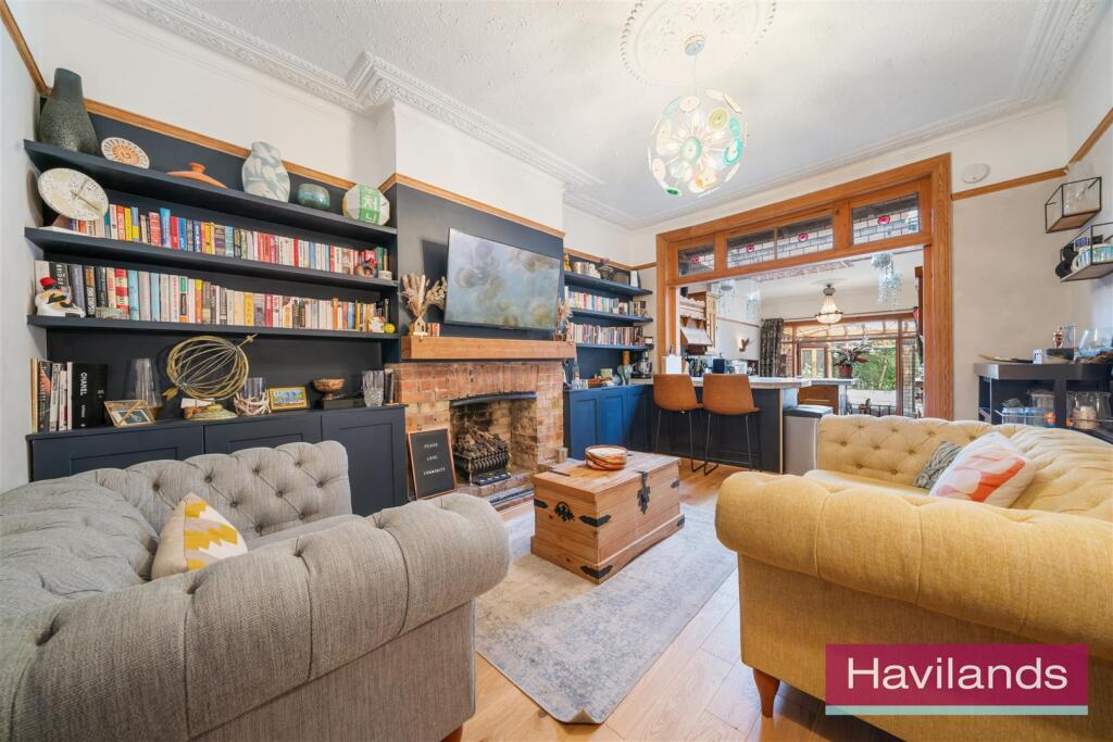 Eversley Park Road-10.jpg