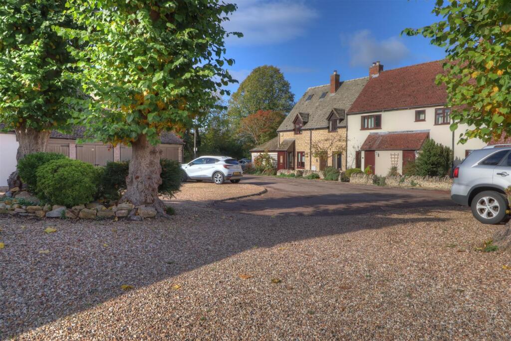 Greyrick Court