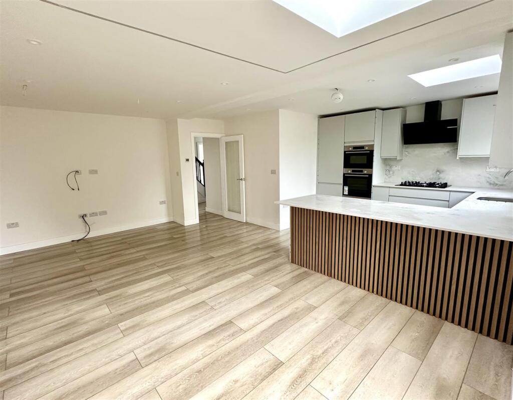 Kitchen All French Door.jpg