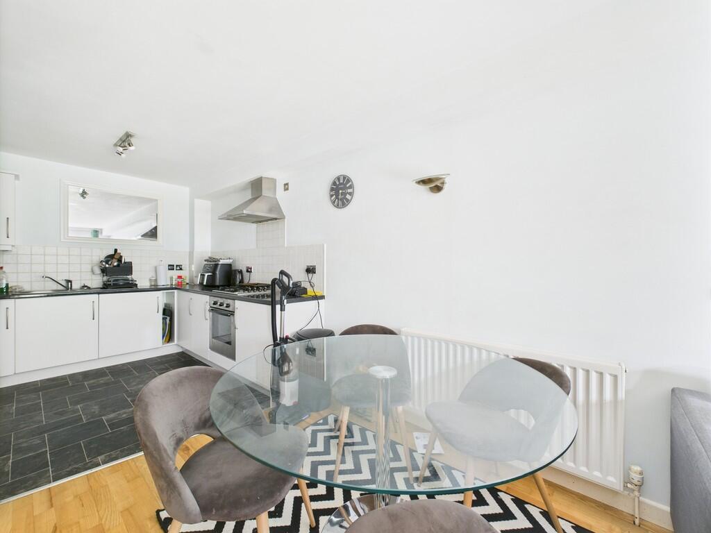 CAM02089G0-PR0507...