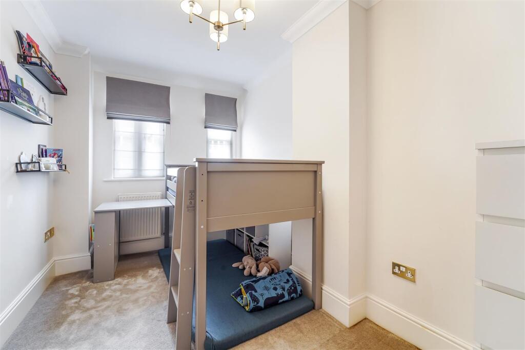 THE FIRS, FLAT (15).jpg