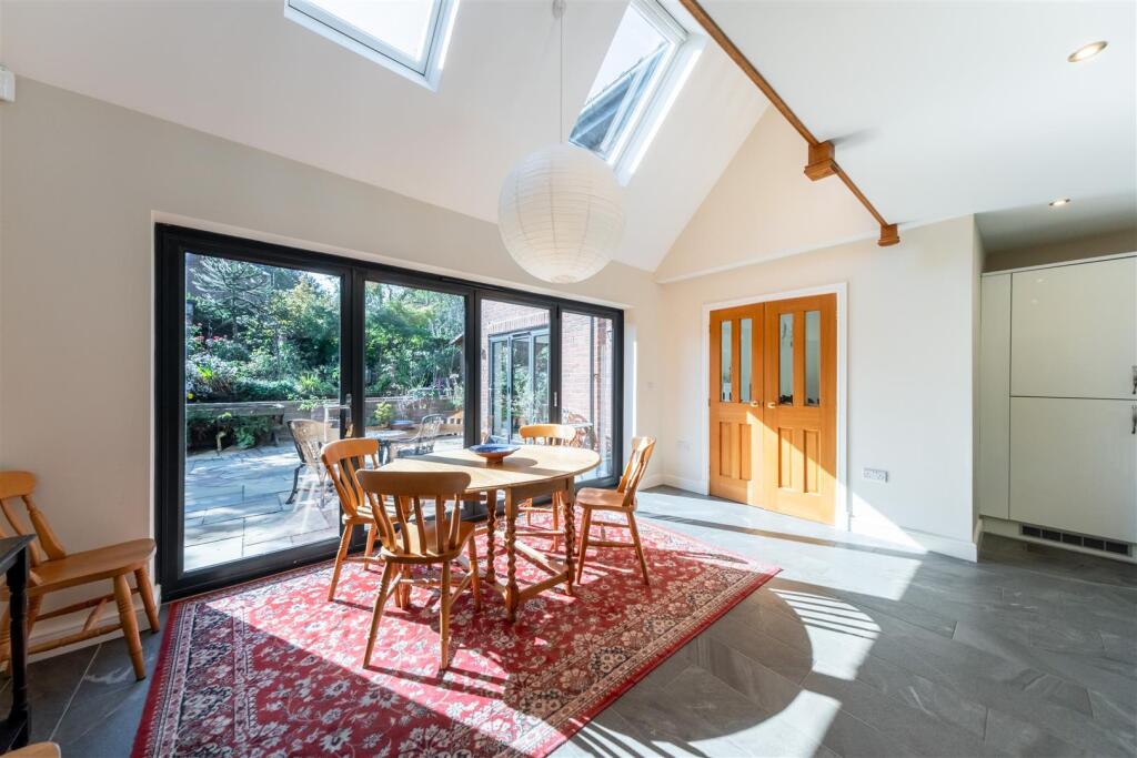 Lichfield Cottage-010.jpg