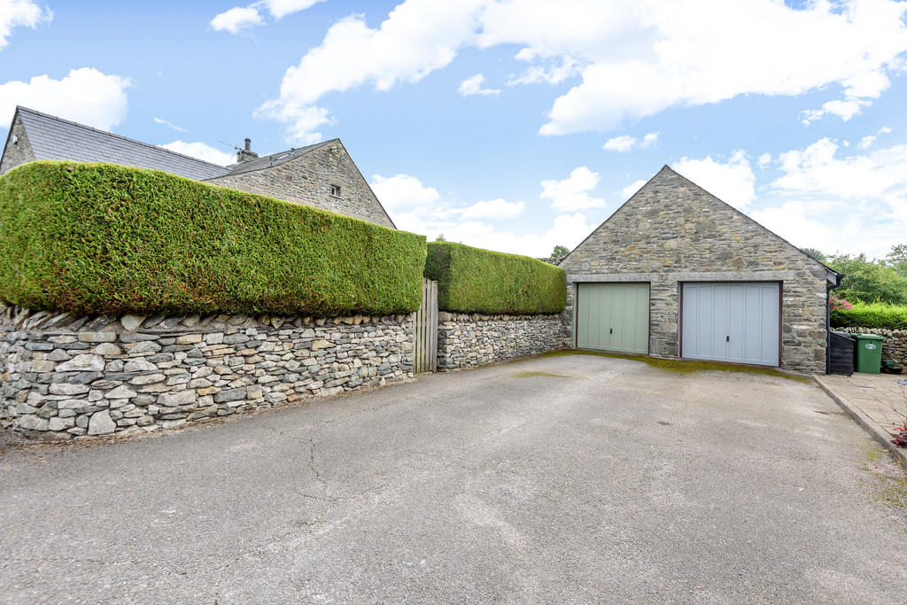 Garage and parkin...