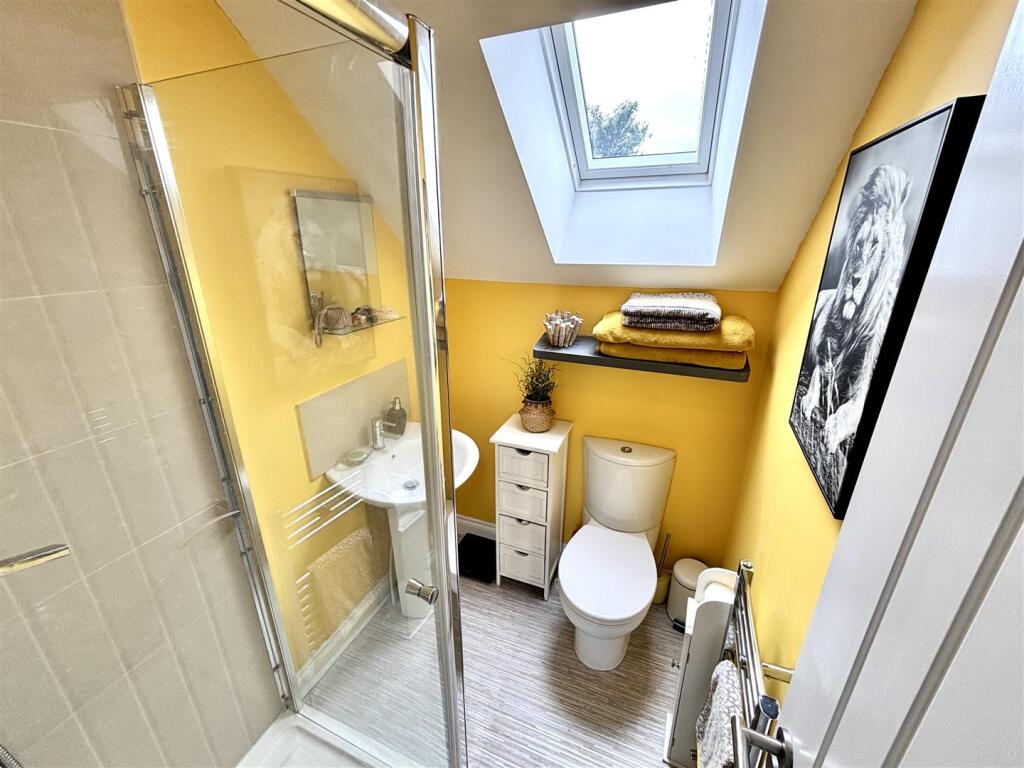 Ensuite Shower Room