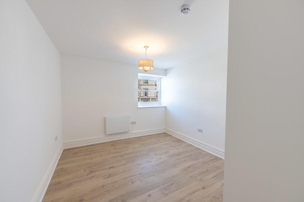 Flat 9 13-14-2