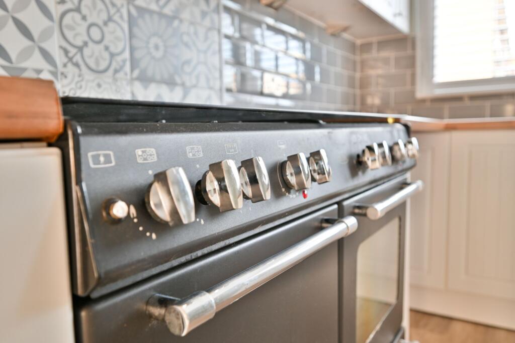 Kitchen Range Oven