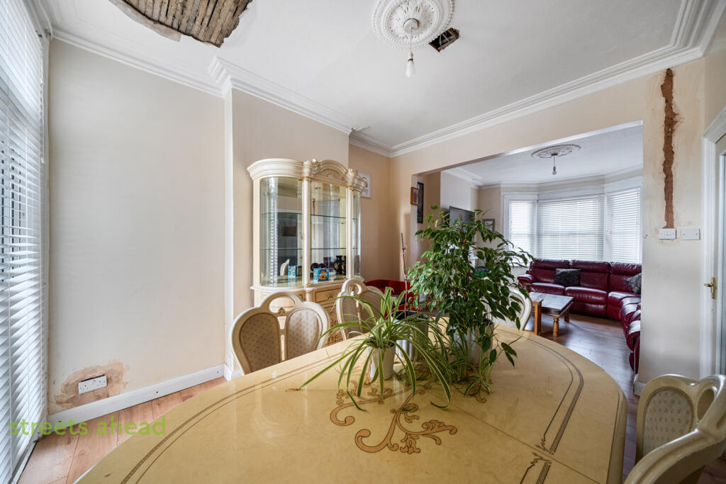 944e1aa9-b864-45b...