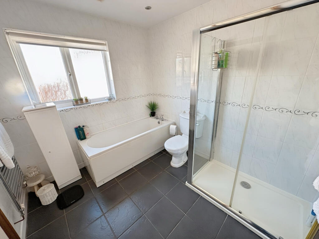 Jack &amp; Jill Bathroom