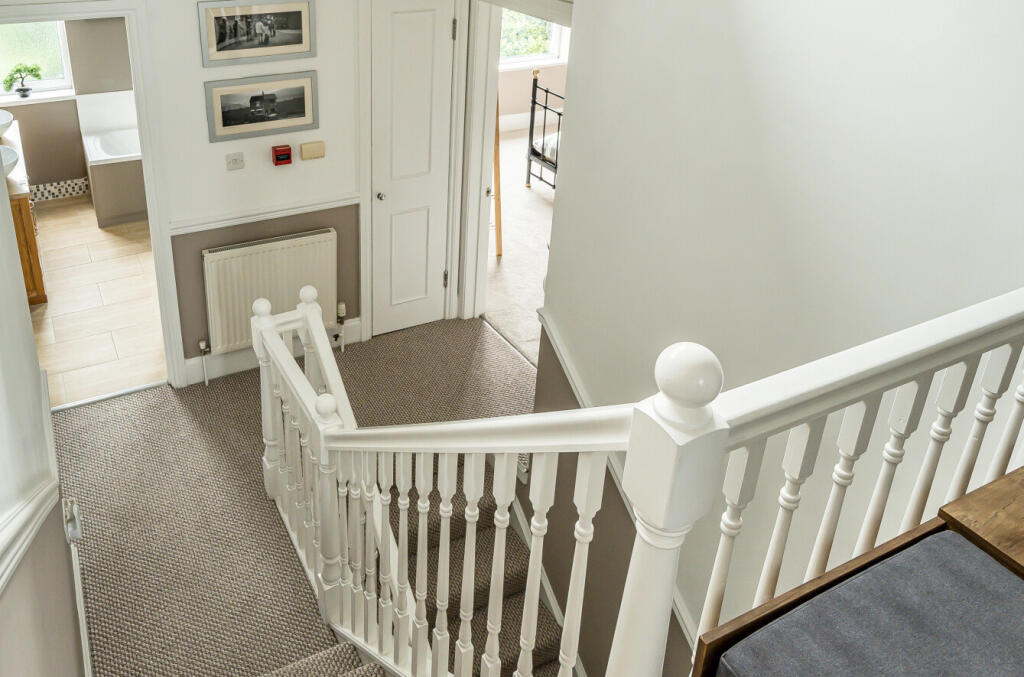 1314987-20-685c37...