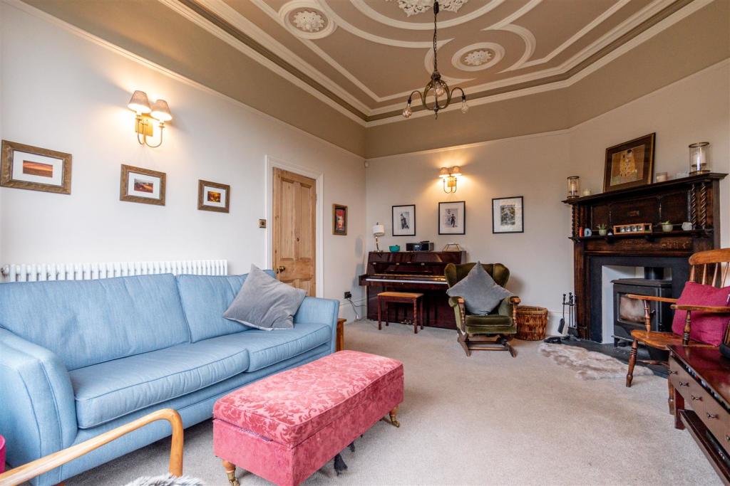 Dining Room Aspect 3.jpg