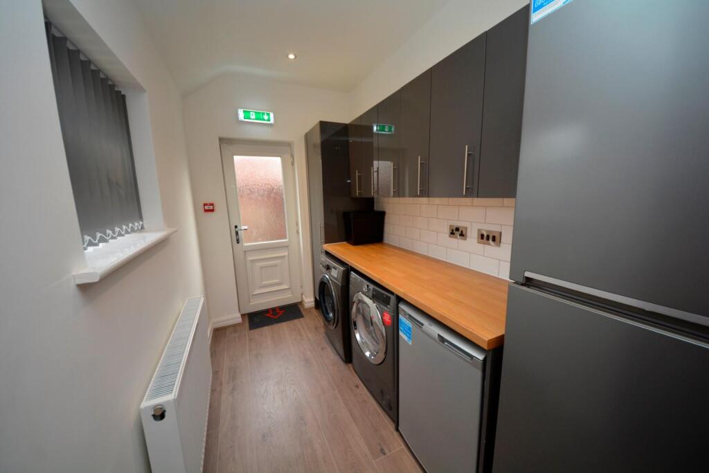 Communal Diner 1.3.JPG