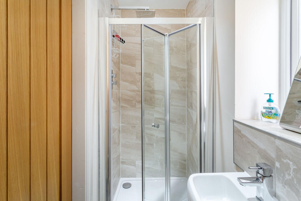 ensuite b