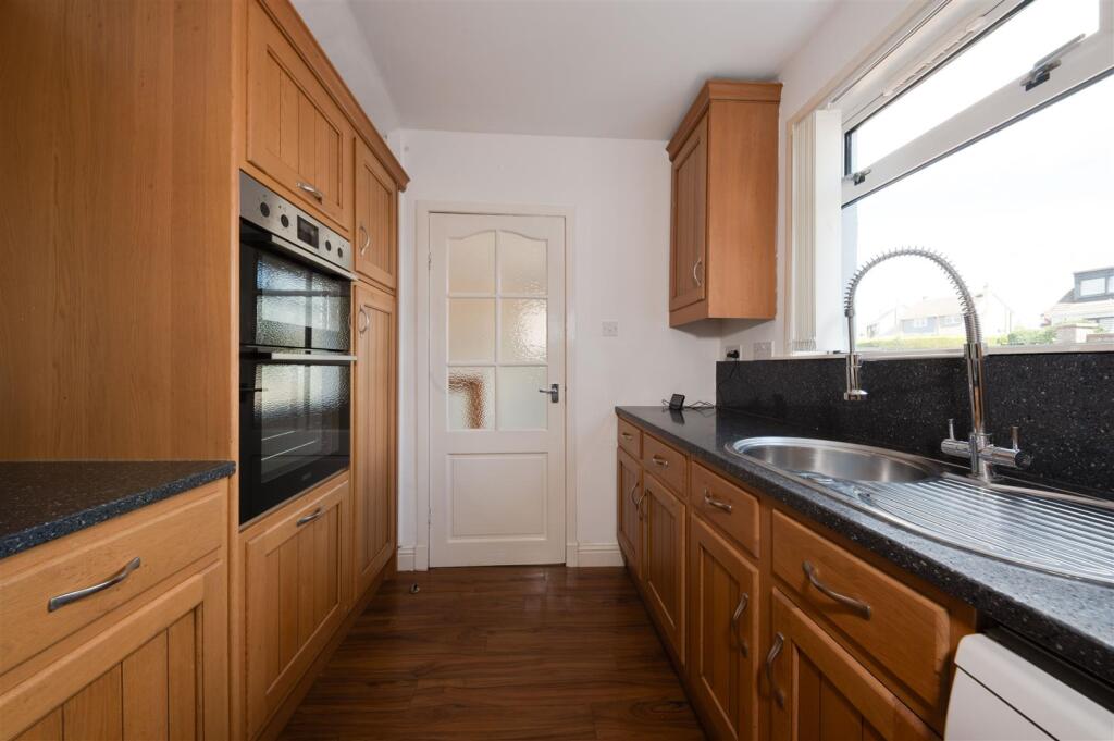 4 Gillies Place BF-19.JPG