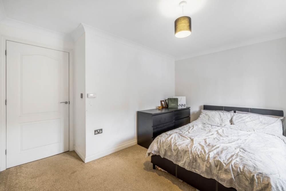 20 Eton Way (Boston)-32