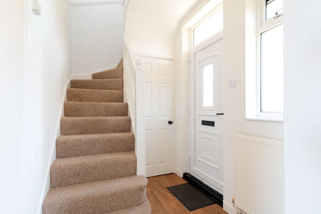 ENTRY WAY AND LANDING